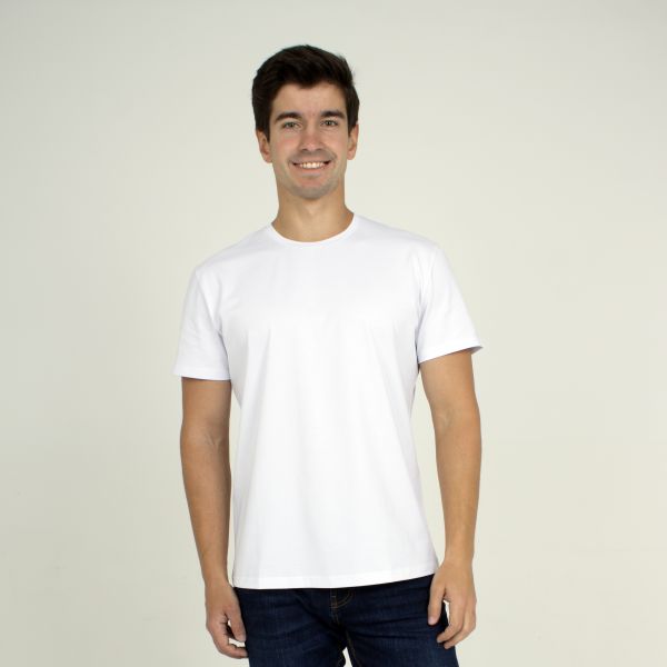 Базовая белая футболка мужская
